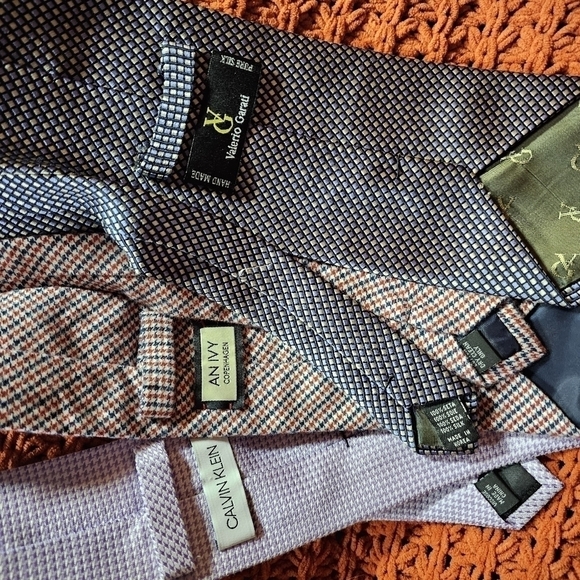 Vintage ties lot of 3 Valerio Garati, An Ivy, and Calvin Klein 90s - Picture 2 of 9